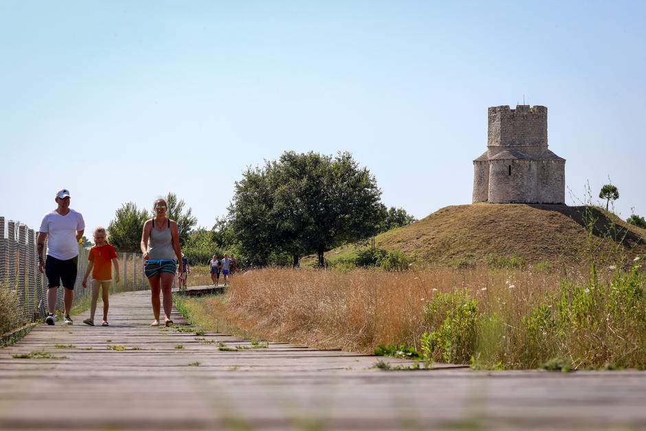 Zaton: Turistička patrola i Večernjakove zvjezdice