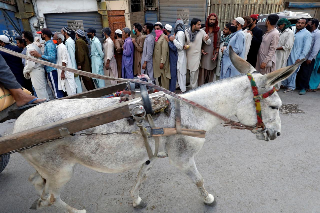 Outbreak of the coronavirus disease (COVID-19), in Karachi