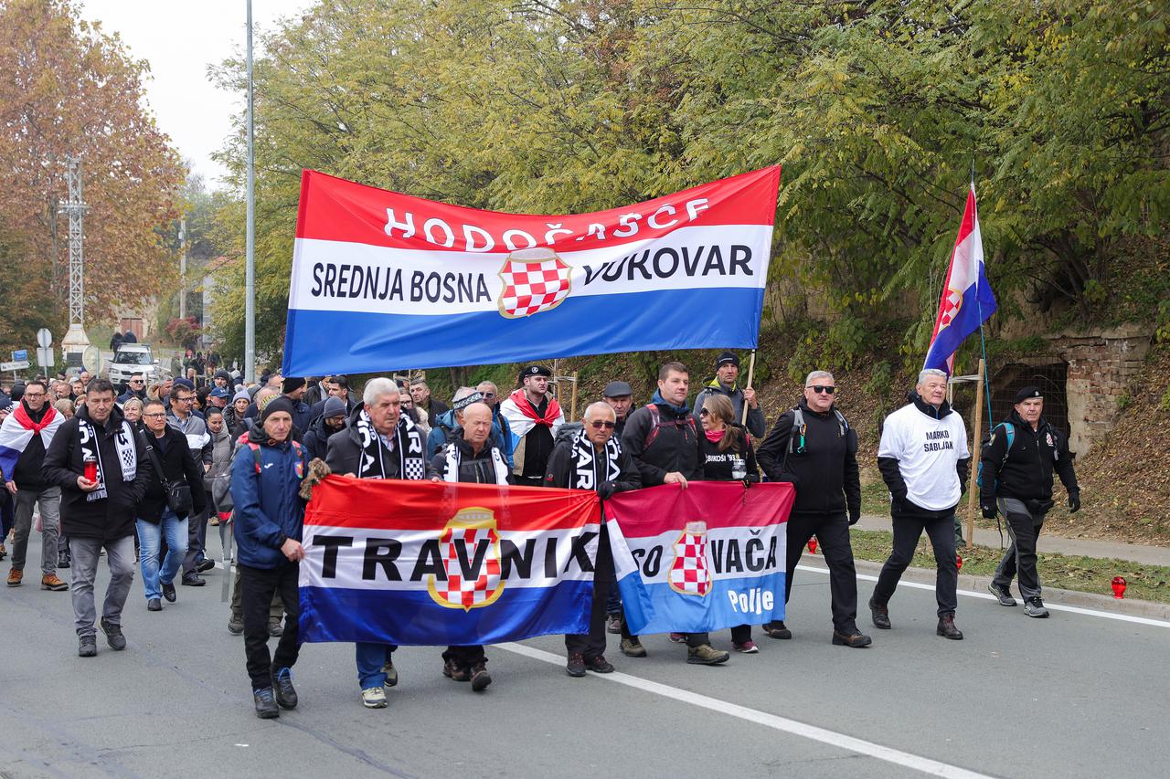 Vukovar: Kolona sjećanja na žrtvu Vukovara