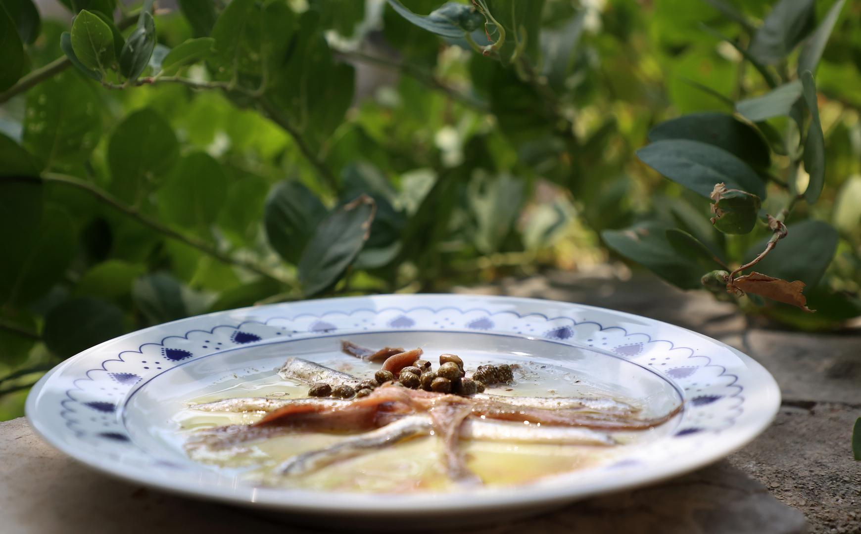 25. 07. 2024., Hvar- napusteno selo selo Malo Grablje u koje se prvi vratio Berti Tudor i otvorio obiteljski restoran u koji se moze doc samo po rezervaciji.  Photo: Ivana Ivanovic/PIXSELL