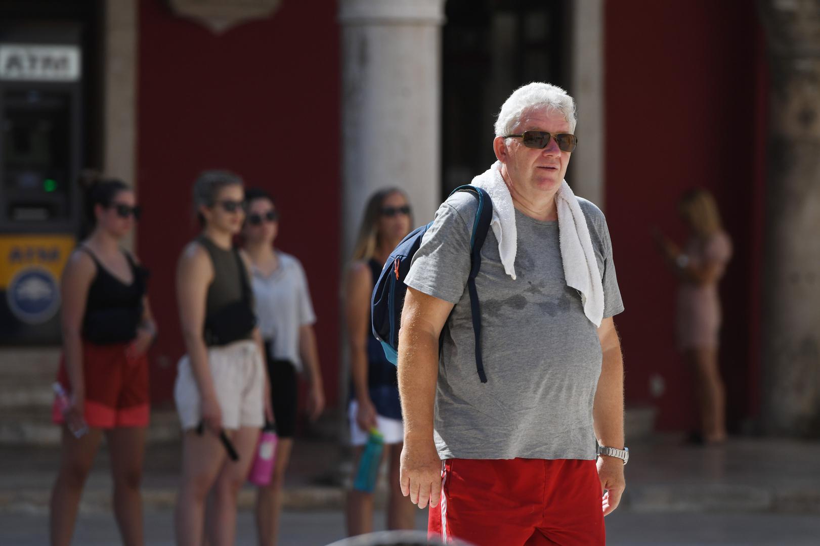 25.07.2022., Sibenik - Vruce prijepodne na sibenskim gradskim ulicama.  Photo: Hrvoje Jelavic/PIXSELL