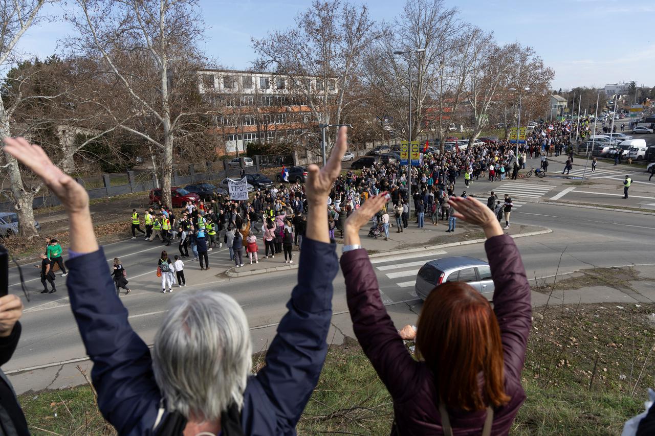 Serbian students march from Belgrade to Novi Sad's railway station disaster site