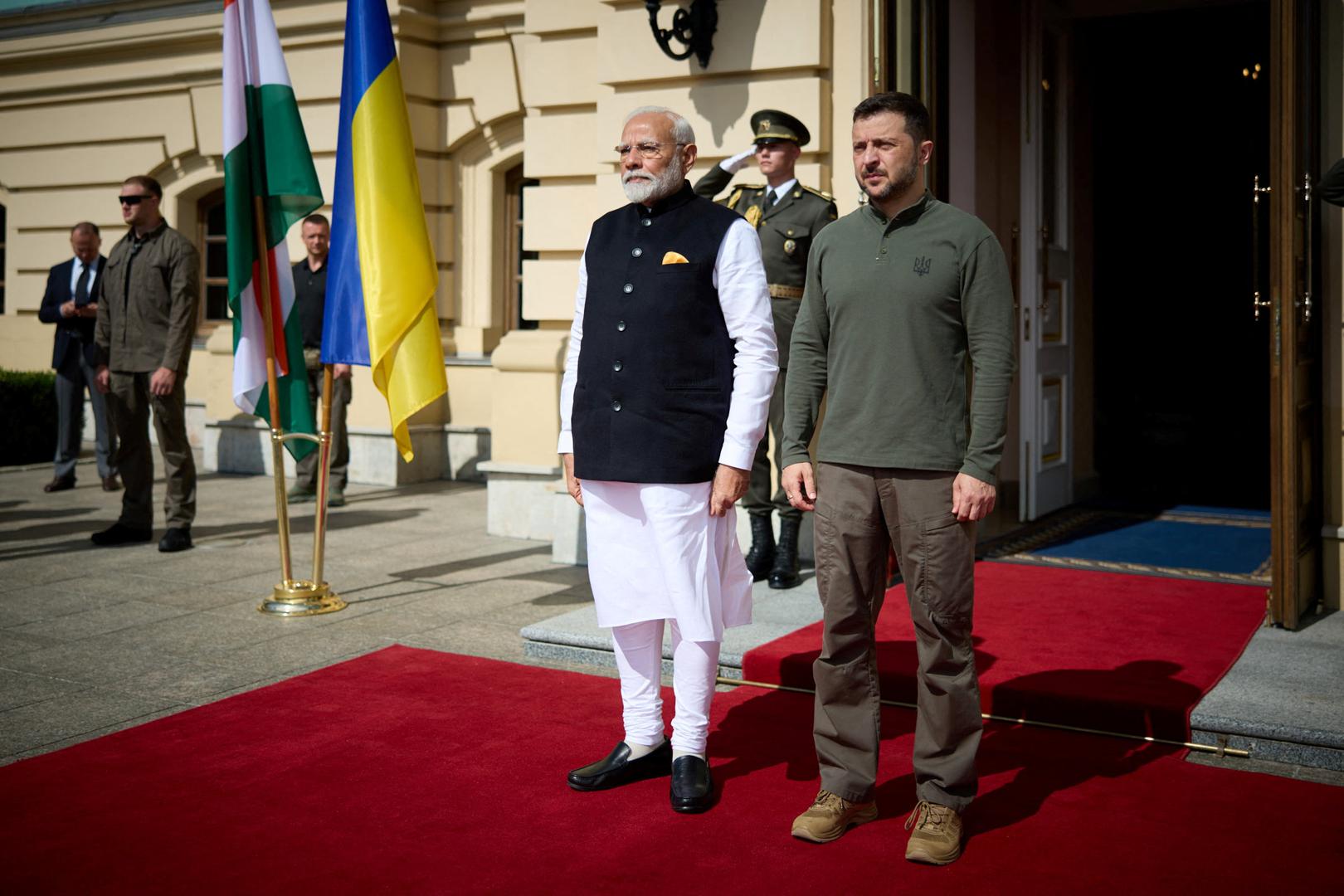 Ukraine's President Volodymyr Zelenskiy welcomes India's Prime Minister Narendra Modi, amid Russia's attack on Ukraine, in Kyiv, Ukraine August 23, 2024. Ukrainian Presidential Press Service/Handout via REUTERS ATTENTION EDITORS - THIS IMAGE HAS BEEN SUPPLIED BY A THIRD PARTY. Photo: Ukrainian Presidential Press Ser/REUTERS