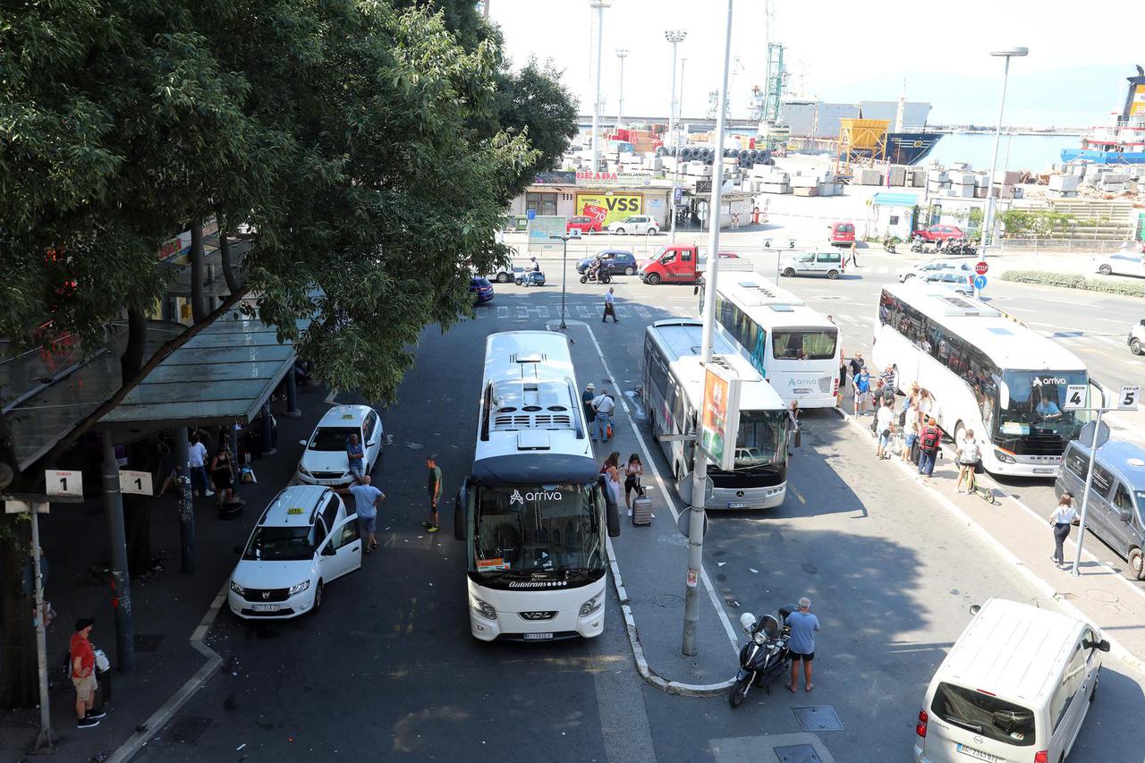 Rijeka: Autobusni kolodvor na Žabici