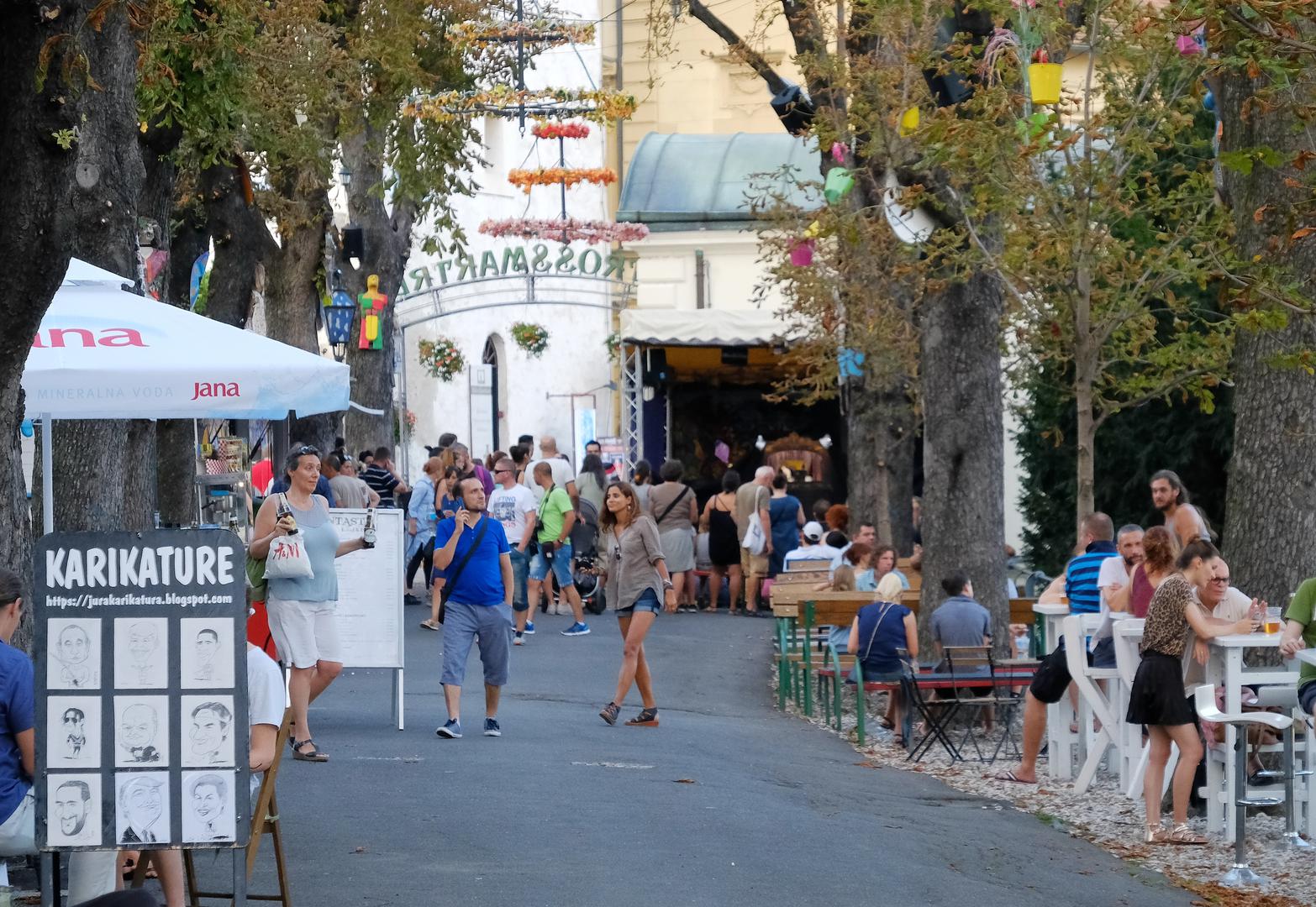 Građani uživaju u Ljetu na Strossu