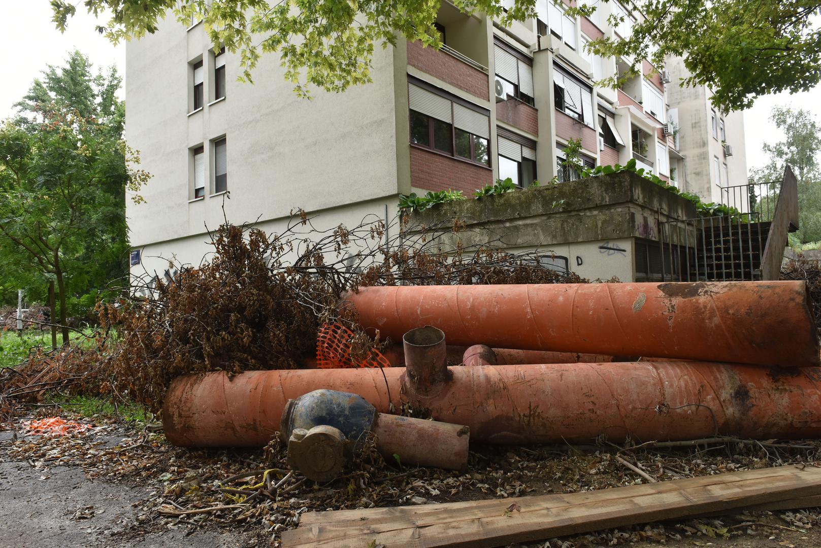 30.8.2023., Zagreb - Reportaza iz Novog Zagreba cije su javne povrsine zapustene. Photo: Davorin Visnjic/PIXSELL