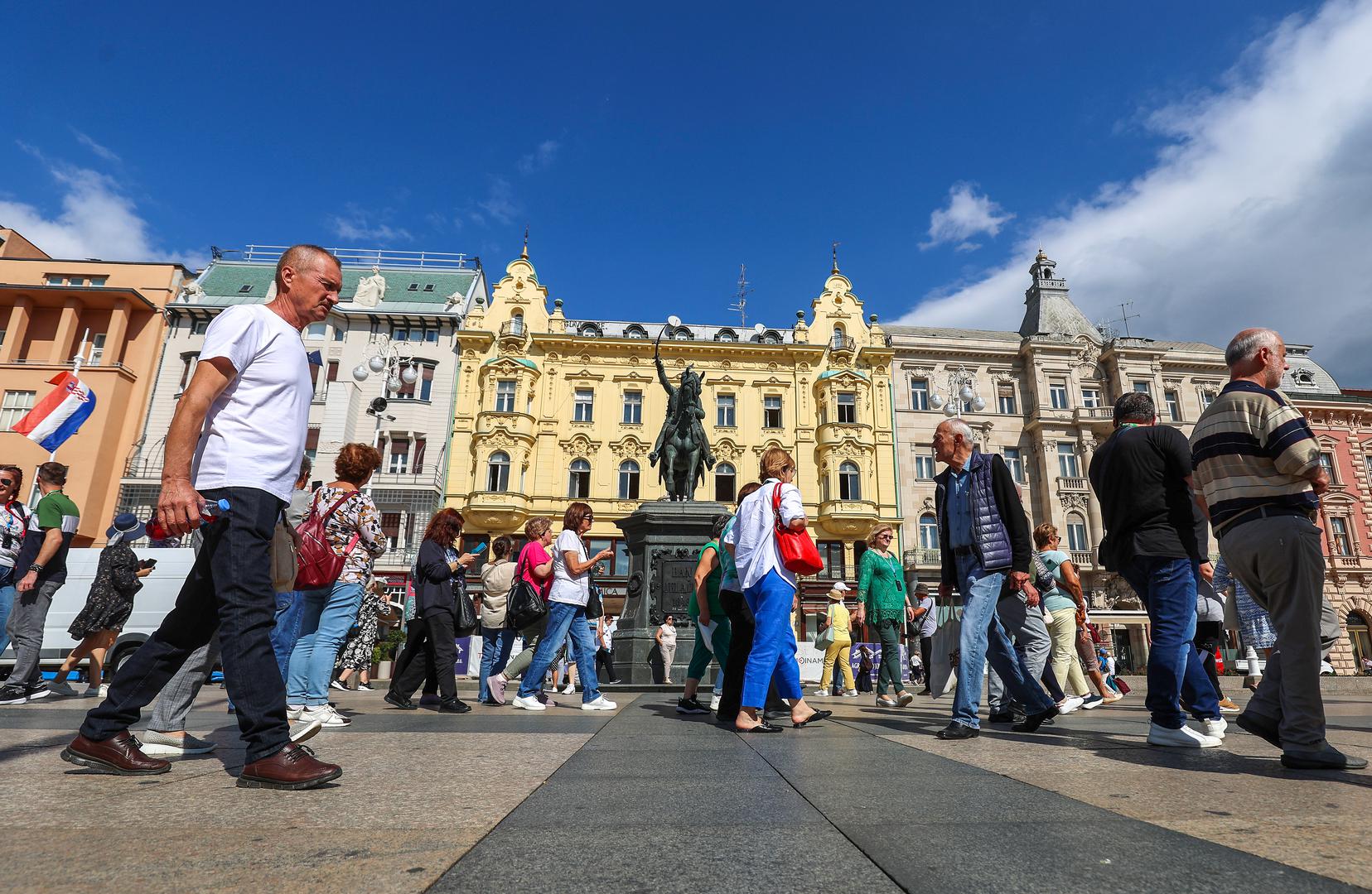 Stereotipi su jednostavna, često pretjerana mišljenja o određenoj grupi ljudi, a svaka nacija ima svoje. Hrvati nisu izuzetak. 