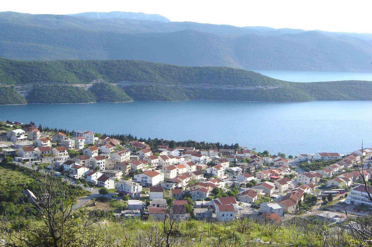 Neum