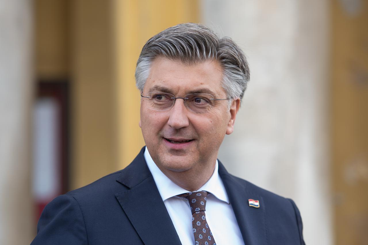 Zagreb: Premijer Andrej Plenković dao je izjavu za medije nakon svečane akademije u HNK
