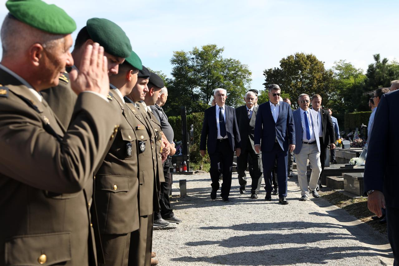 Sisak: Predsjednik Milanović na 30. godišnjici 120. bigade "Ban Toma Bakač"