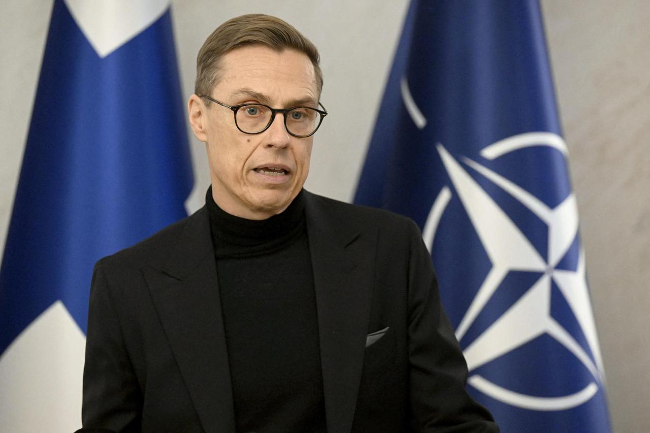 Finnish President Alexander Stubb meets media