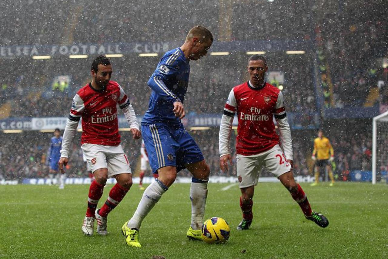 Fernando Torres,  (1)