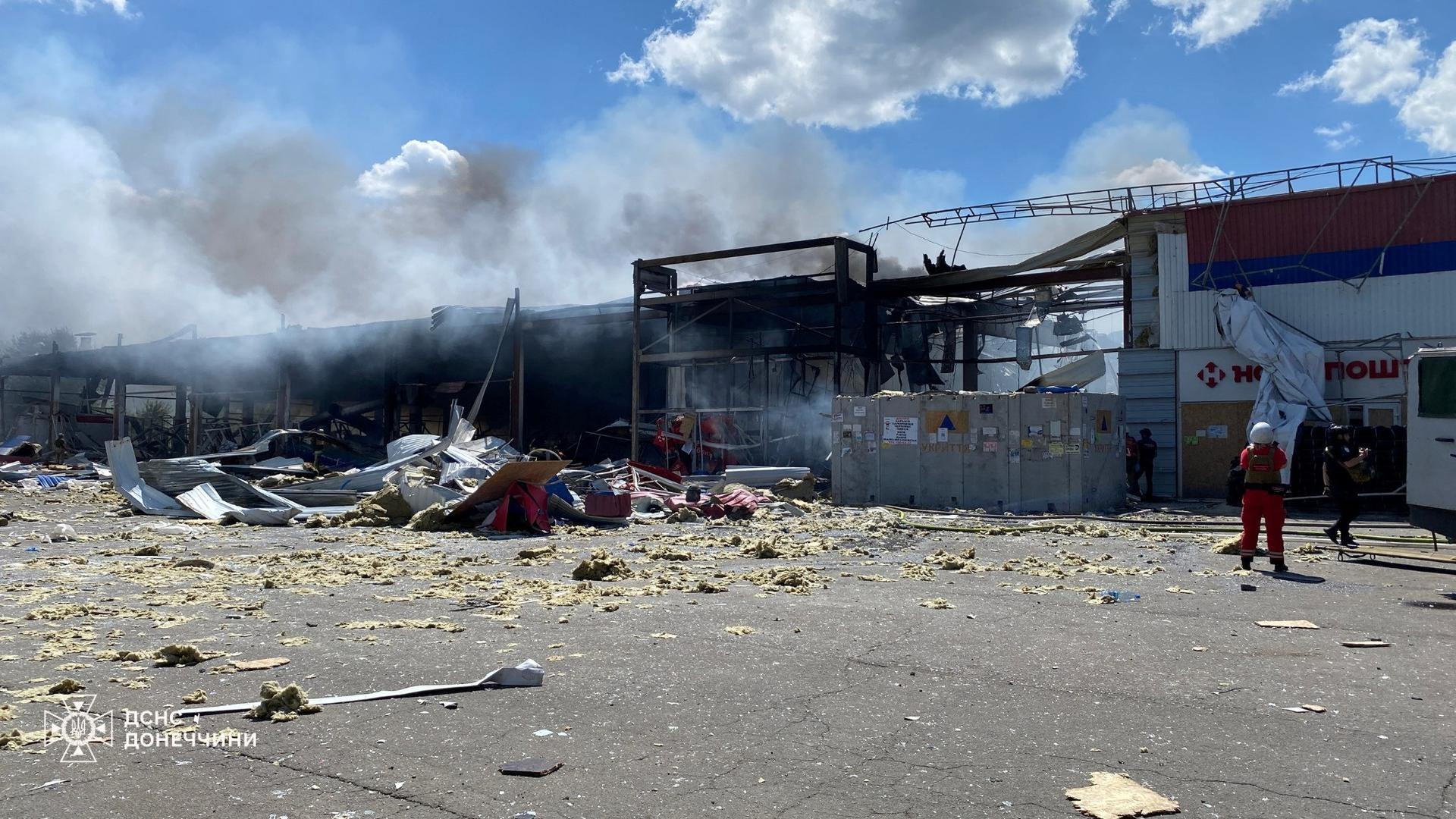 Ukrajinska vojska ranije u petak je objavila da je tijekom noći pogodila ruski vojni aerodrom u zapadnoj regiji Lipeck, oštetila zalihu navođenih raketa te pokrenula niz detonacija.