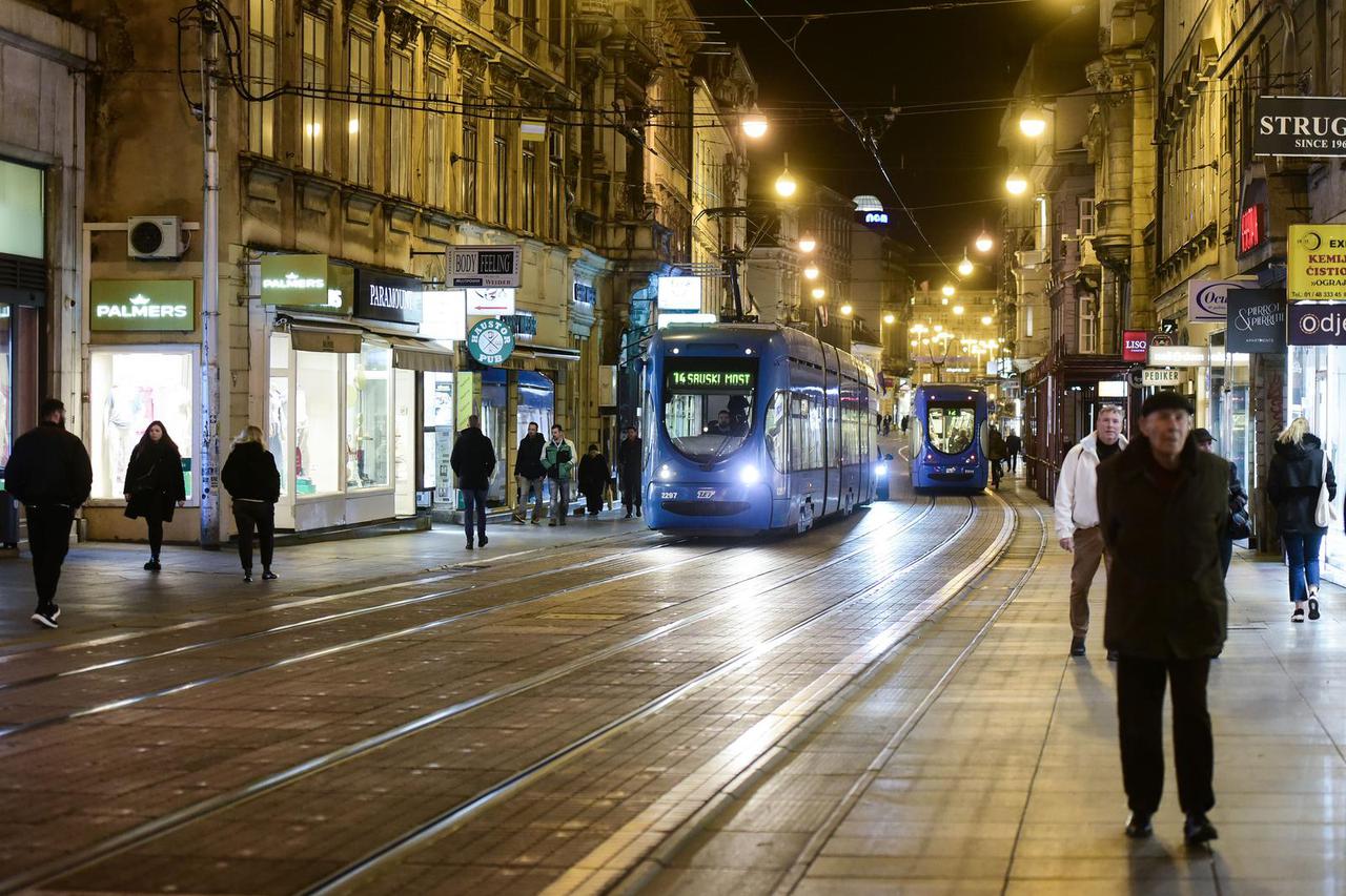 Zagreb: Centar grada u večernjim satima