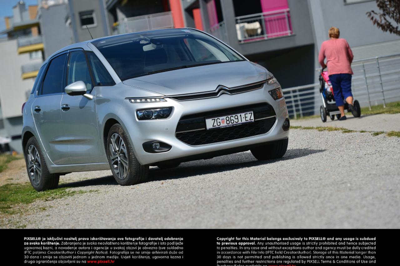 citroen c4 picasso (1)