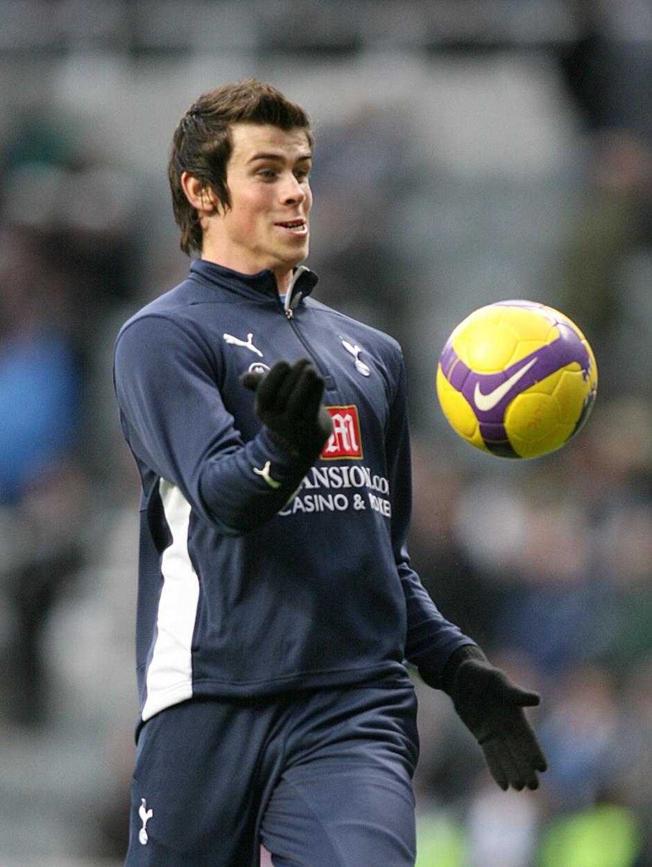 Soccer - Barclays Premier League - Newcastle United v Tottenham Hotspur - St James' Park