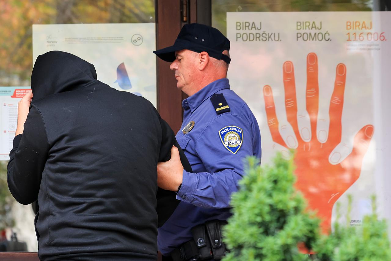 Na Općinskom sudu u Velikoj Gorici počela saslušanja muškaraca osumnjičenih da su pjevali ustaške pjesme 