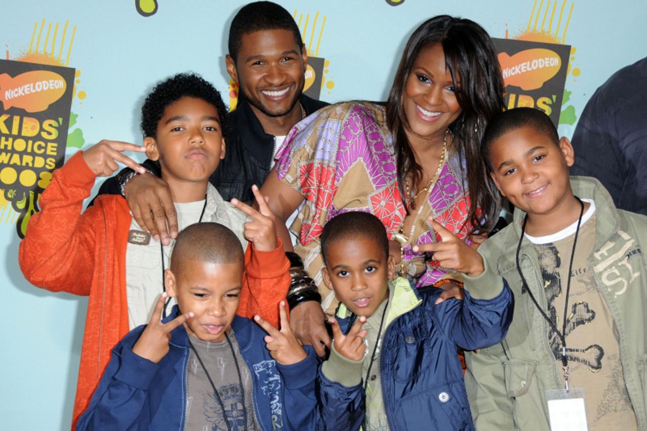 'Image: 0137649311, License: Rights managed, 50827083 FILE PHOTOS: Usher\'s stepson Kyle Glover has been declared brain dead after a jet ski accident on Lake Lanier in Atlanta, Georgia. Kyle and a you