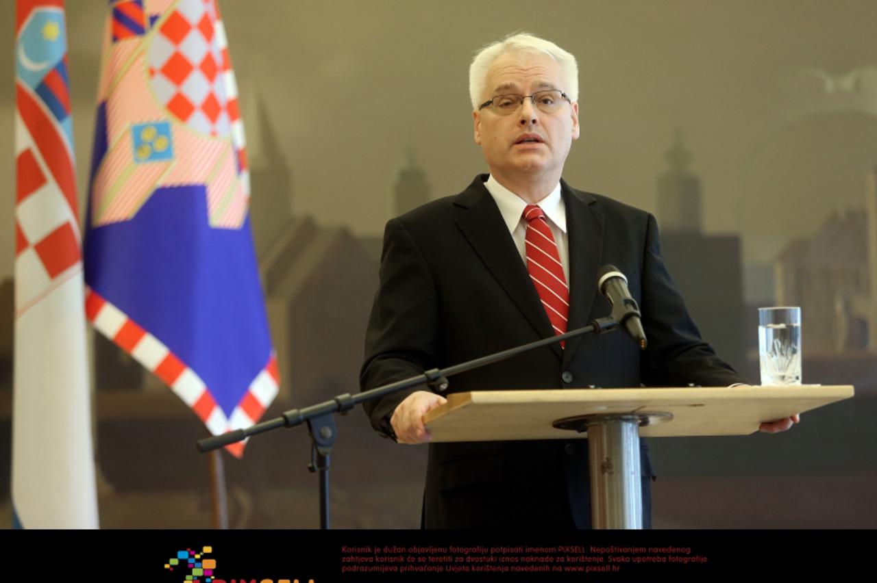 '16.11.2012., Pantovcak 241, Zagreb - Predsjednik RH Ivo Josipovic obradio se javnosti nakon oslobadjajucih presuda Anti Gotovini i Mladenu Markacu. Photo: Sanjin Strukic/PIXSELL'