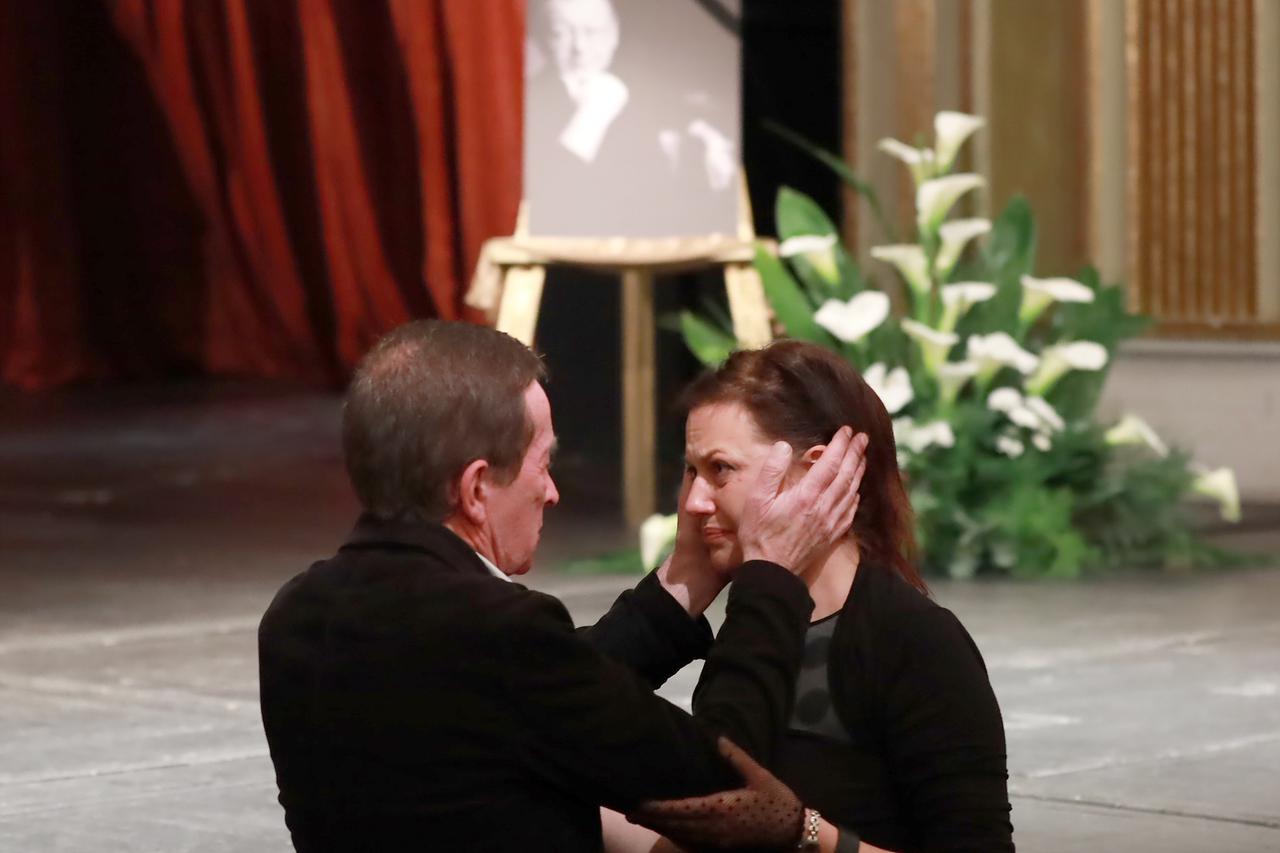 Commemoration of actor Boris Komnenic held at The big stage of the National Theater. 

Komemoracija glumcu Borisu Komnenic odrzana na Velikoj sceni Narodnog pozorista