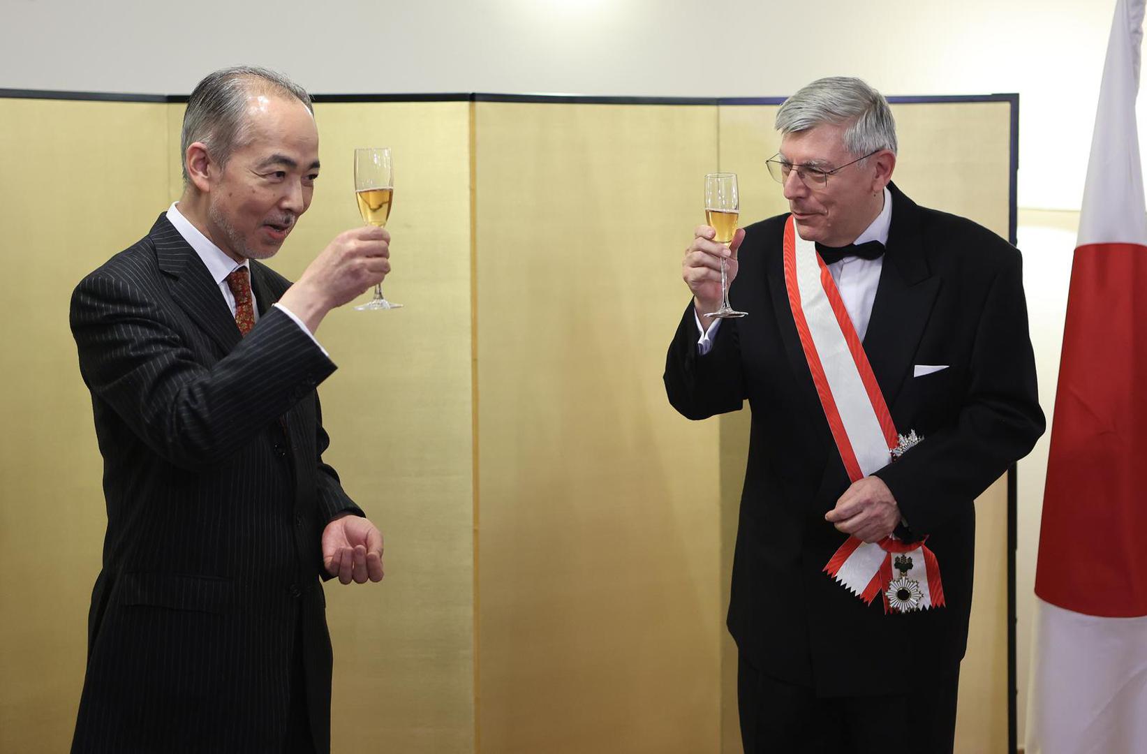 17.04.2023., Zagreb - Potpredsjednik Hrvatskoga sabora akademik Zeljko Reiner prima "Odlicje Reda izlazeceg sunca prve klase s lentom" u rezidenciji japanskog veleposlanika. Photo: Marko Prpic/PIXSELL