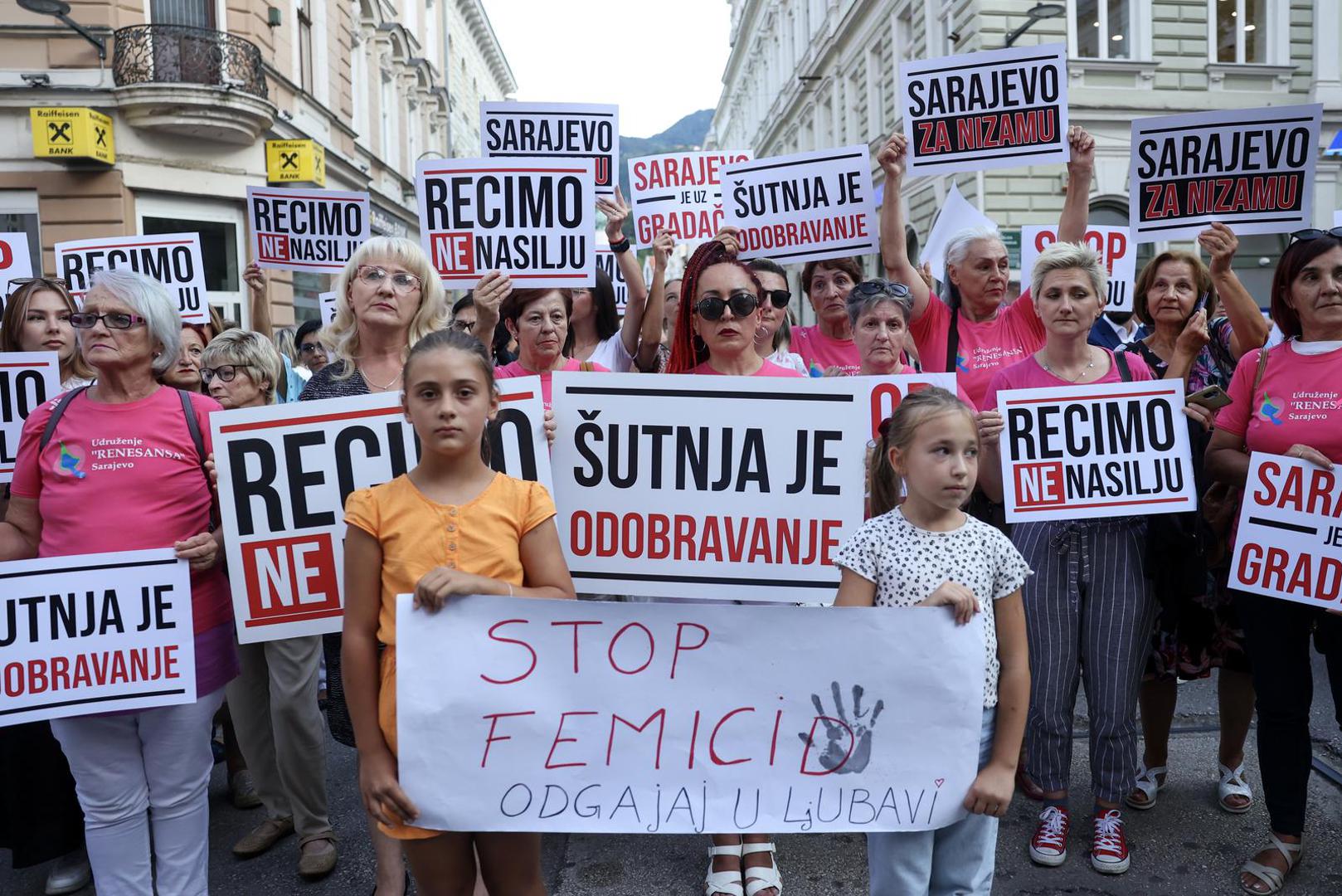 14.08.2023., Sarajevo, Bosna i Hercegovina - Nakon stravicnog zlocina u Gradaccu, gdje je monstrum Nermin Sulejmanovic ubio svoju partnericu Nizamu Hecimovic, zato sto ga je prijavila policiji zbog nasilja u porodici, u Sarajevu je odrzan protest protiv nasilja u porodici.

 Photo: Armin Durgut/PIXSELL