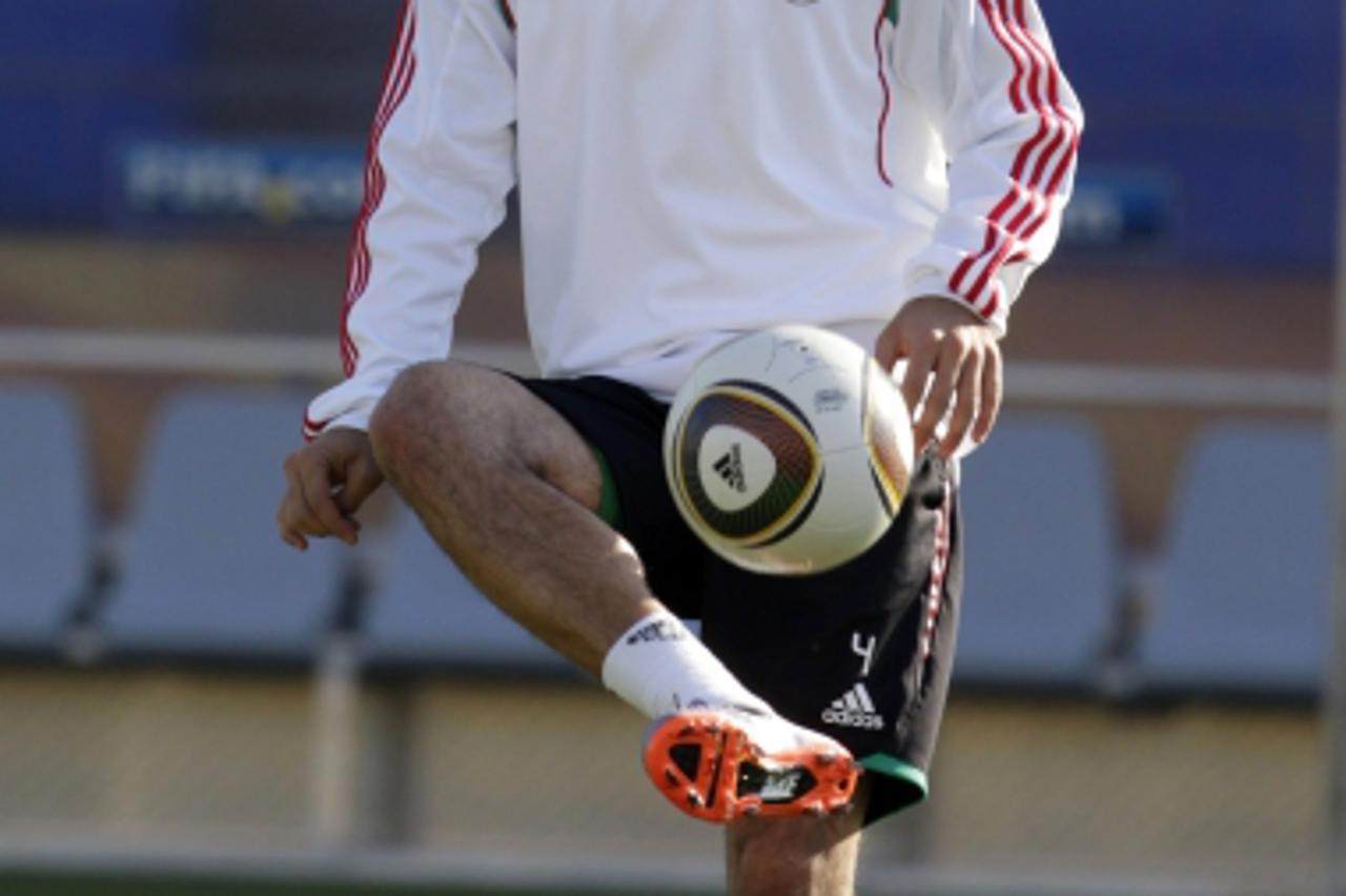 'Mexico\'s soccer team defender Rafael Marquez controls the ball during a visit to the Royal Bafokeng stadium in Rustenburg June 21, 2010. Mexico will play against Uruguay in a 2010 World Cup Group A 