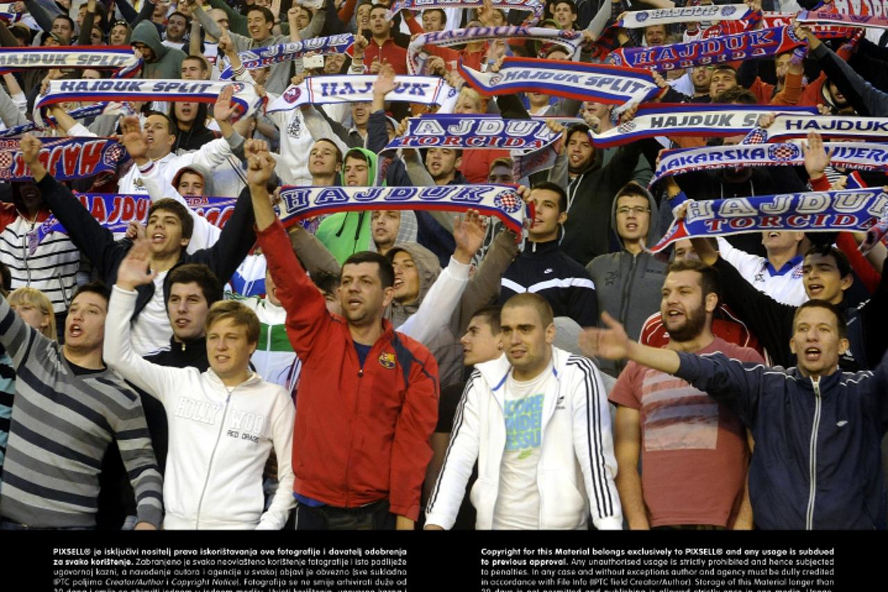 '23.05.2013., Poljud, Split - Proslava osvajanja kupa Hrvatske u nogometu. Igraci i navijaci HNK Hajduka ujutro u 4:30 proslavili su na stadionu. Photo: Tino Juric/PIXSELL'