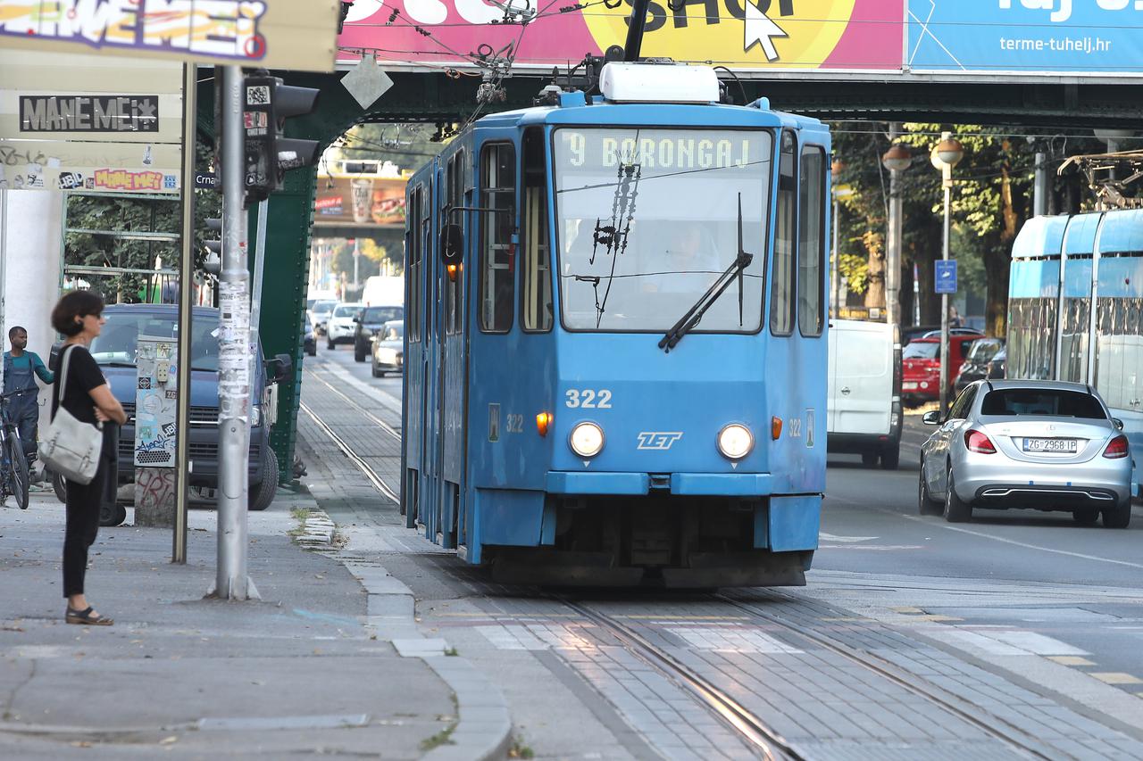 Zagreb: Tramvaji ponovno voze Savskom