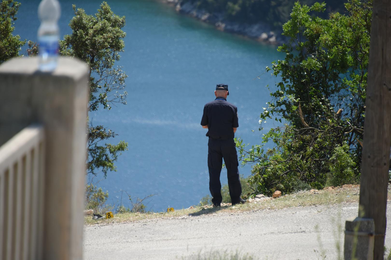 26.05.2023., Labin - Puka sreca spasila je 20ak labinskih maturanata, koji su se traktorom prevrnuli u provaliju. Photo: Sasa Miljevic/PIXSELL