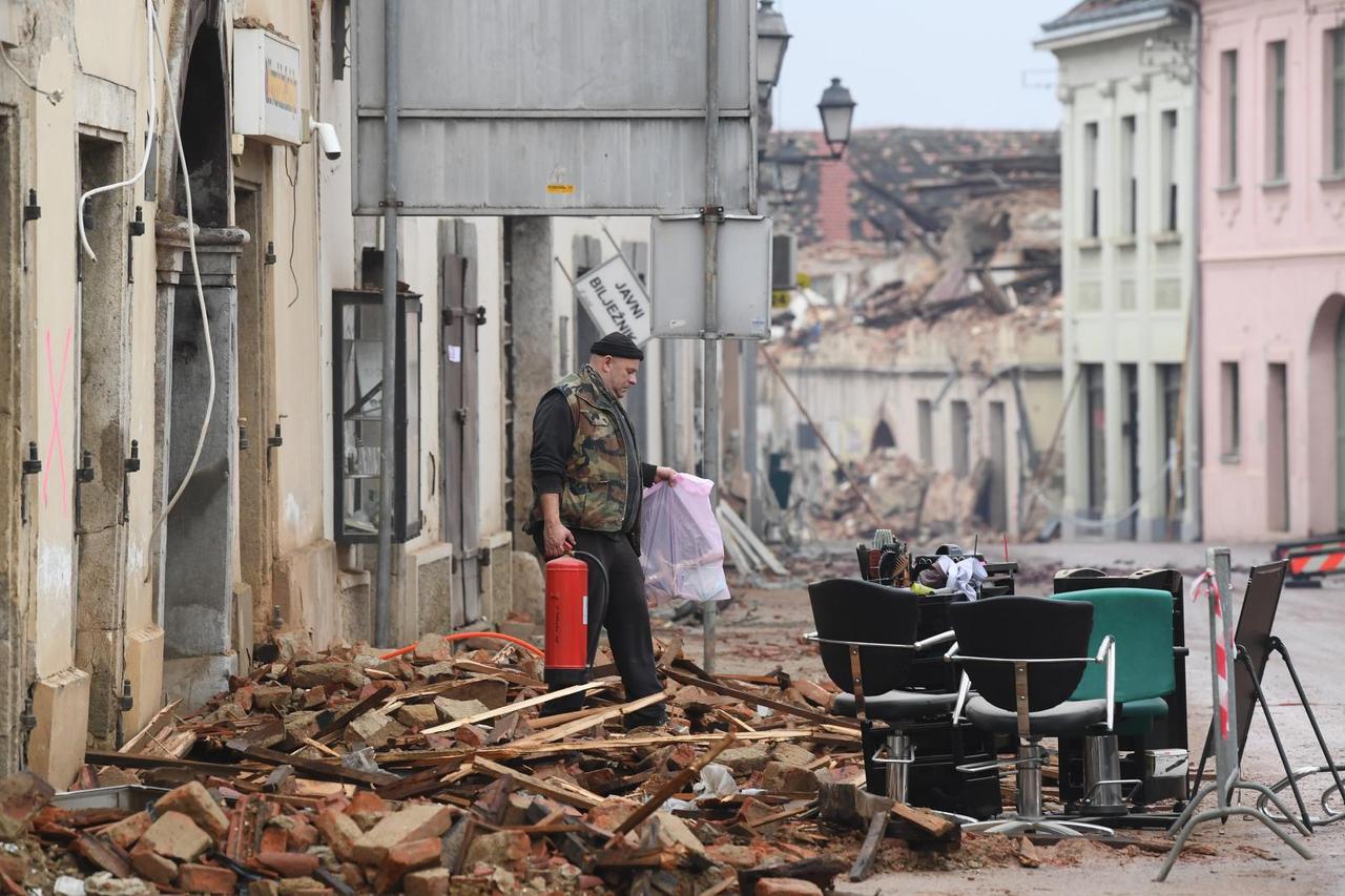 Petrinja: Centar grada nakon razornog potresa