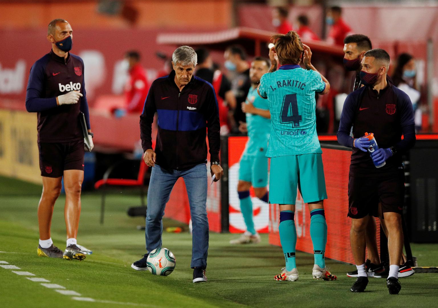 Vodeća Barcelona je predvođena Lionelom Messijem i  Antoineom Griezmannom pobijedila Mallorcu 4-0. U drugom poluvremenu zaigrao je i naš Ivan Rakitić. Bila mu je to 300. utakmica za katalonski klub