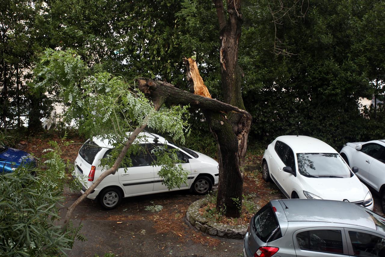 Bura u Splitu