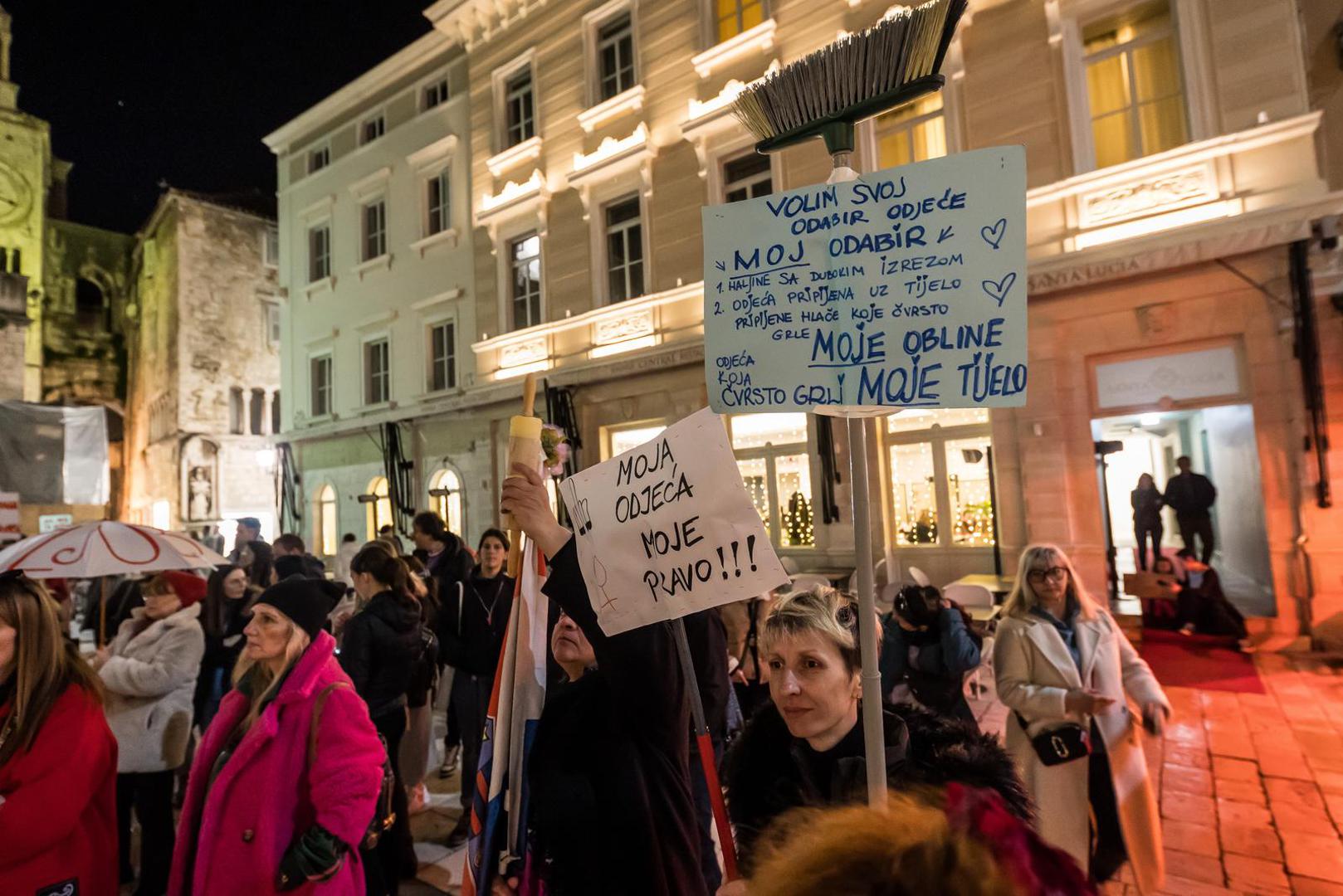 08.03.2024., Split - U organizaciji udruge Domine na nocnom marsu okupile su se mnogobrojne splitske zene. Photo: Zvonimir Barisin/PIXSELL