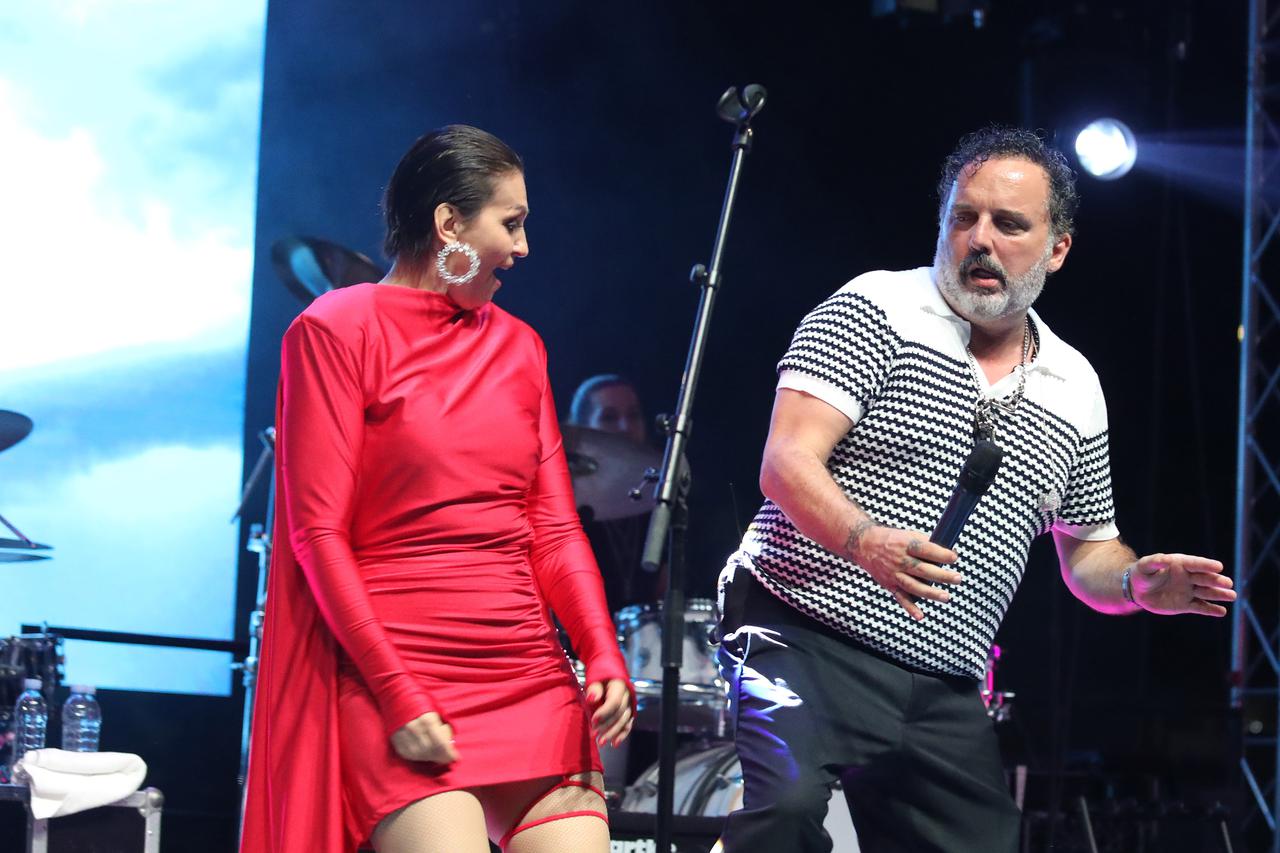 Nina Badrić i Tony Cetinski održali koncert u Šibeniku