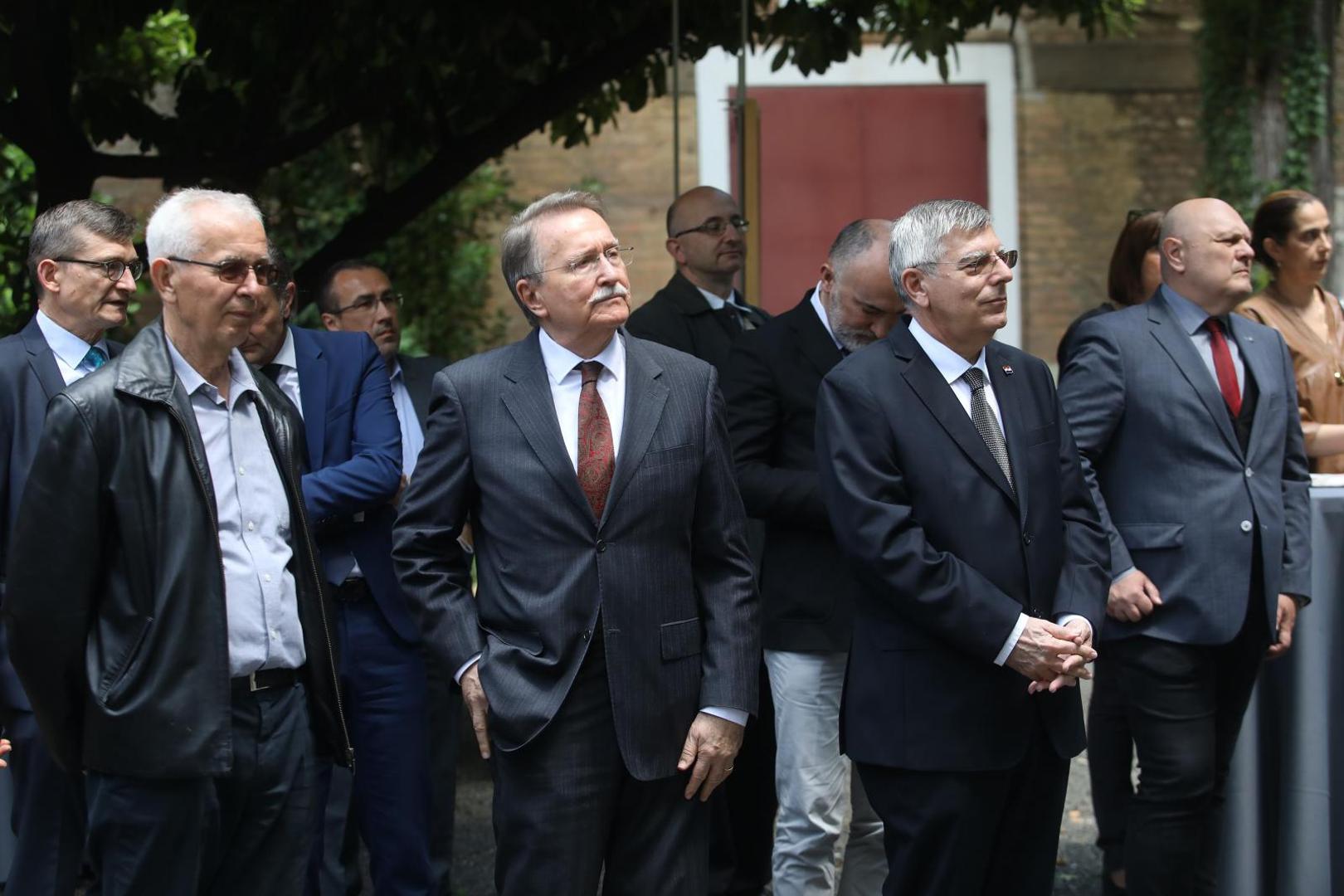 30.05.2021.Zagreb- U Gliptoteci HAZU svecano je otvorena Vecernjakova izlozba "30 godina hrvatske neovisnosti- pogled kroz novinsku fotografiju" Vladimmir Neidhardt i Zeljko Reiner.
Photo: Boris Scitar/Vecernji list/PIXSELL