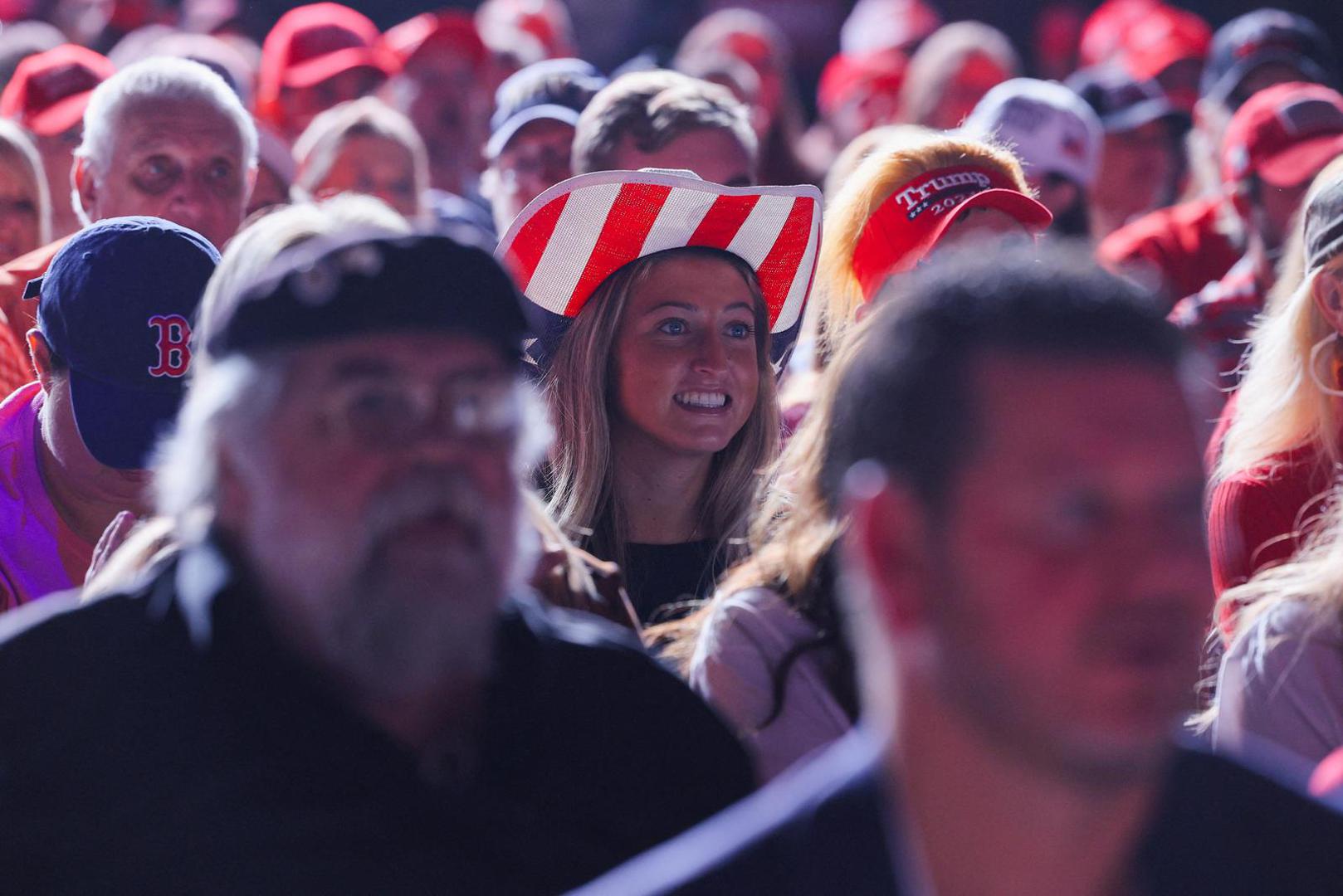 Umjesto toga, oba se kandidata natječu za pobjedu u svakoj od 50 država. 