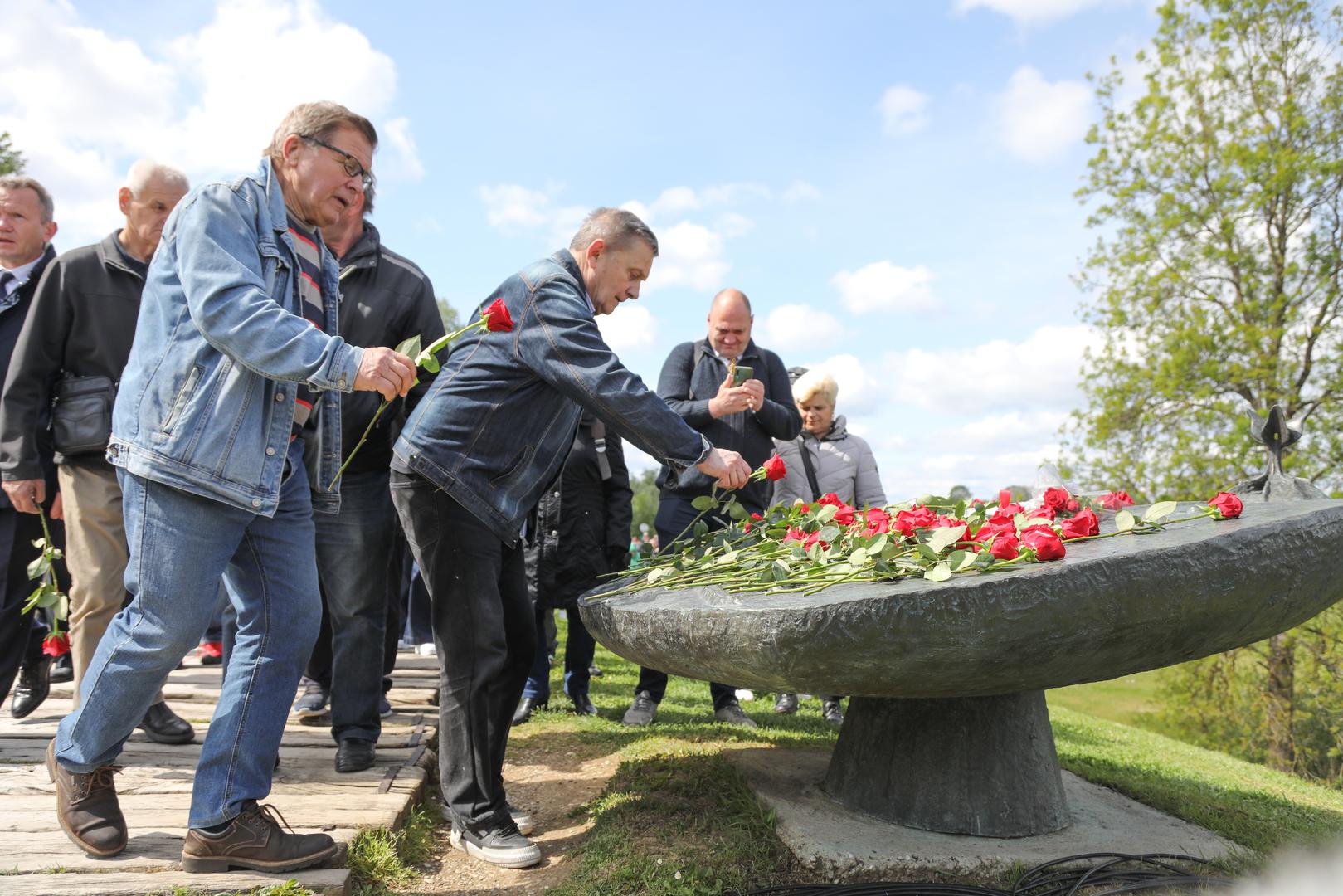 21.04.2024., Jasenovac - Povodom dana sjecanja na zrtve ustaskog logora u Jasenovcu odrzana je komemoracija te kolona sjecanja. Photo: Luka Batelic/PIXSELL