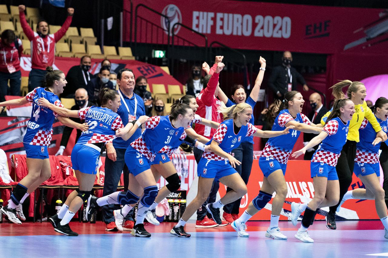 EHF Euro Women's Handball Championship Third Place Play Off - Croatia v Denmark