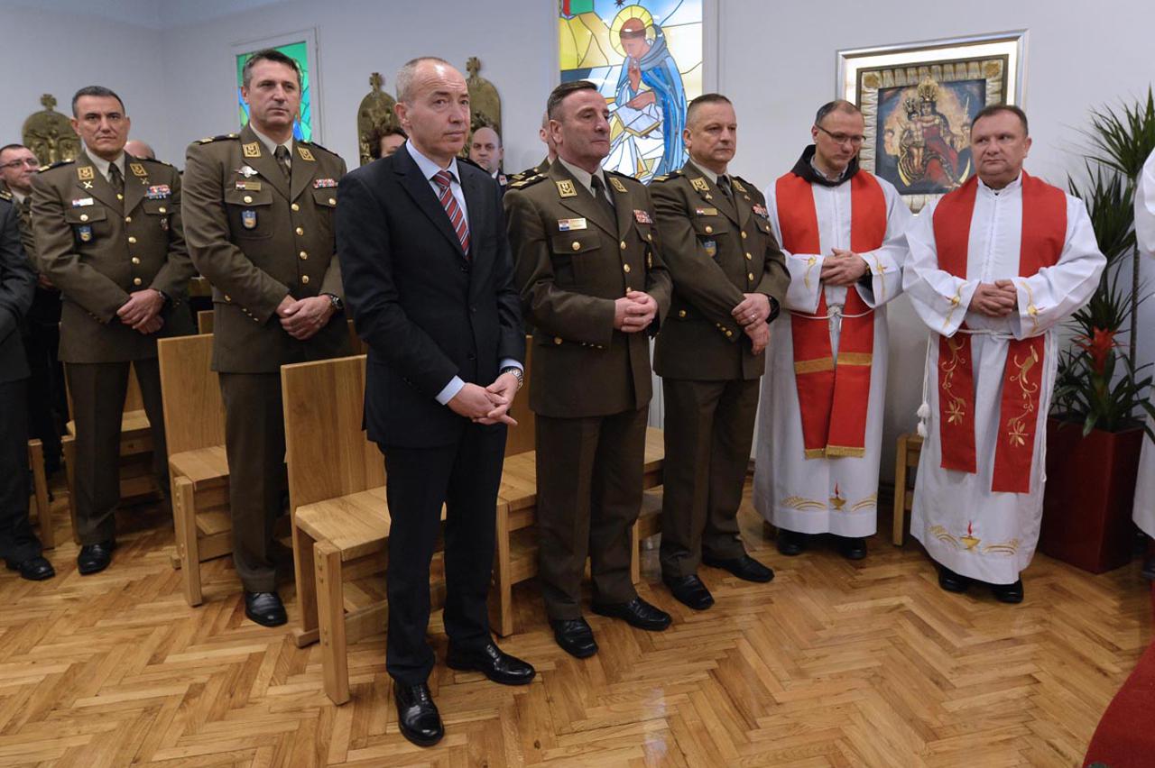 Damir Krstičević u posjetu Zapovjedništvu Hrvatske kopnene vojske