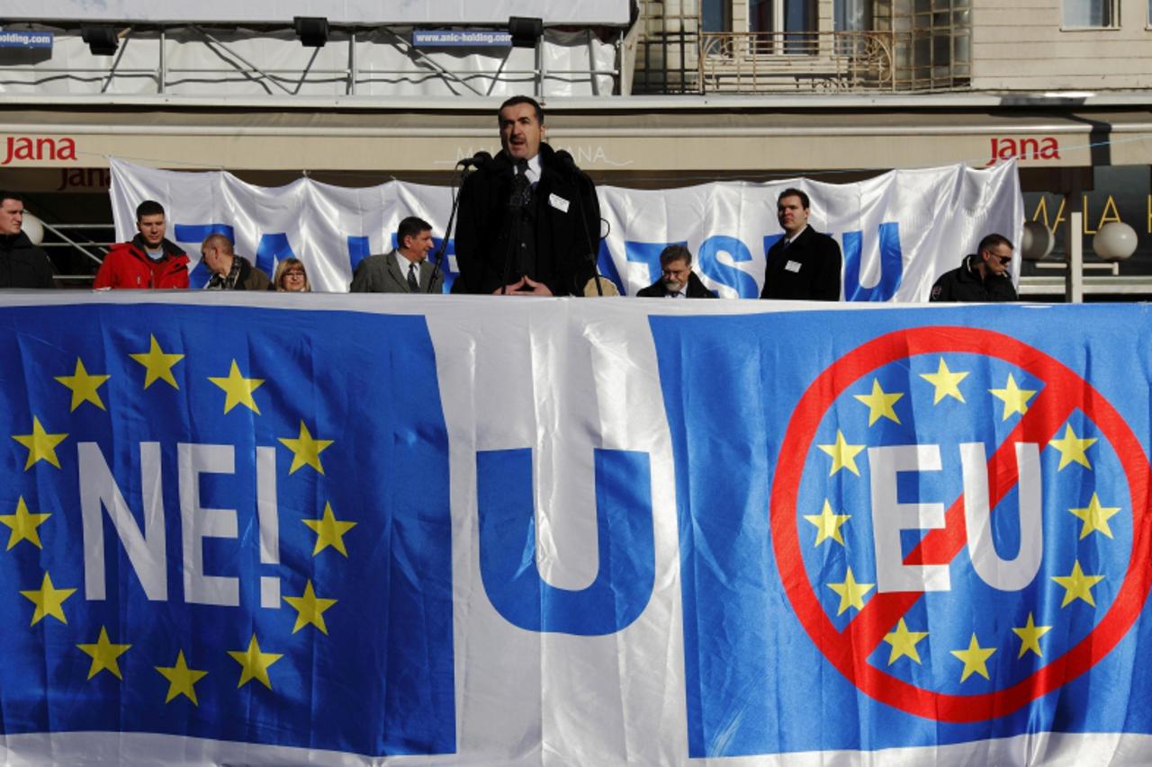 'Eurosceptic protesters demonstrate against Croatia\'s signing of the European Union (EU) accession treaty at Zagreb\'s main square January 14, 2012. Croatia holds a referendum on the EU entry on Janu