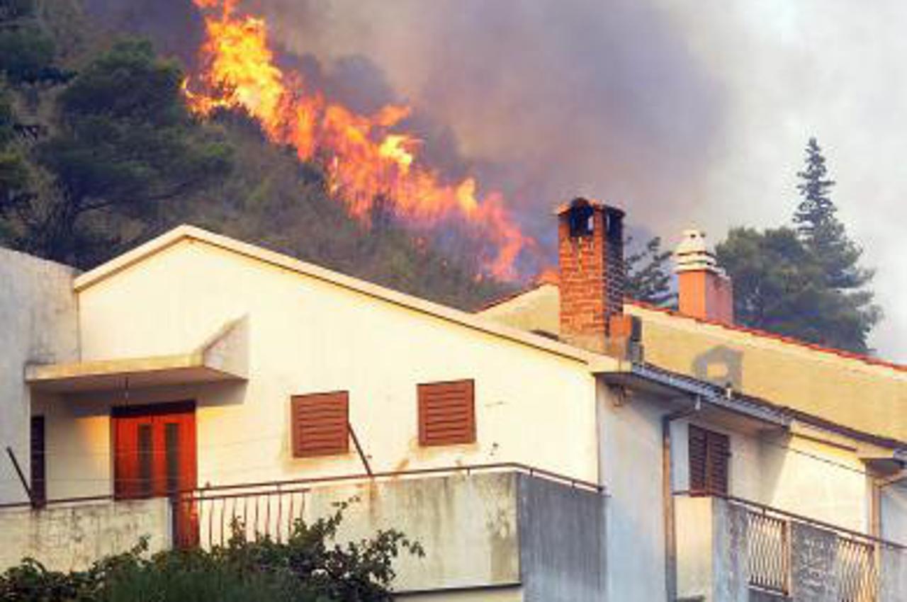 požar, vatra, žrnovnica (1)