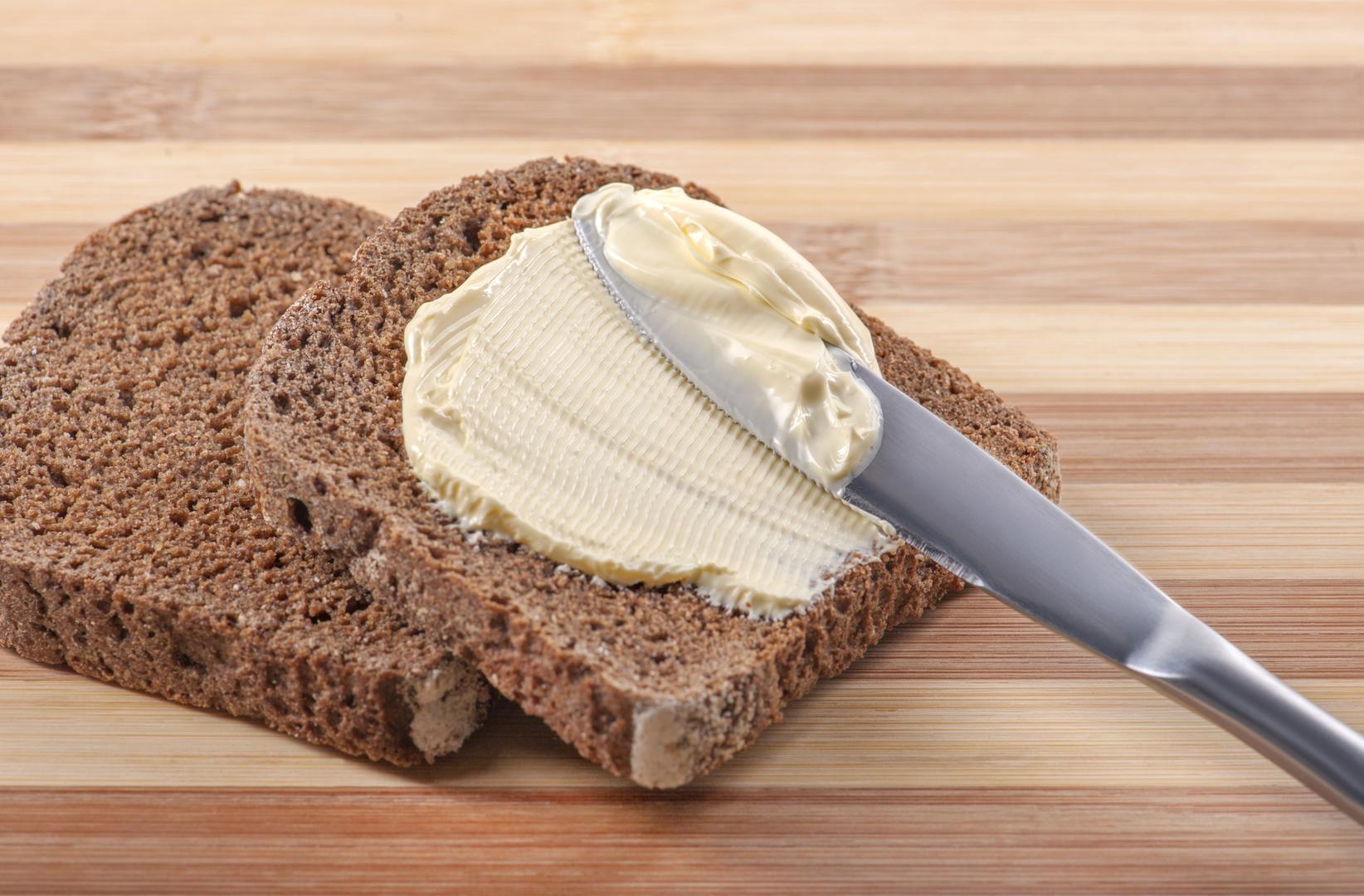 Margarin koji sadrži trans nezasićene masne kiseline ne bi trebalo konzumirati.