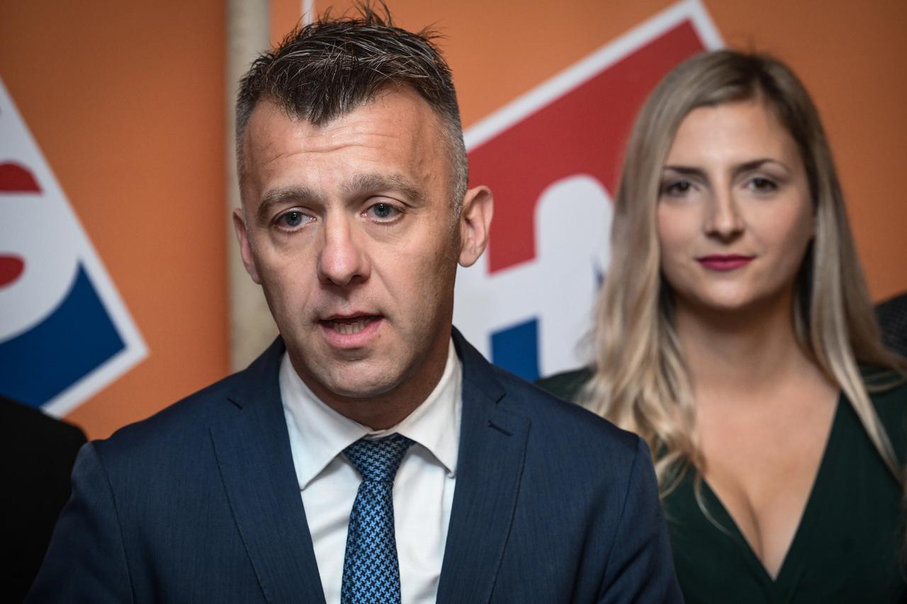 Zagreb: Na 18. Saboru stranke Hrvatska narodna stranka-liberalni demokrati, birano novo vodstvo