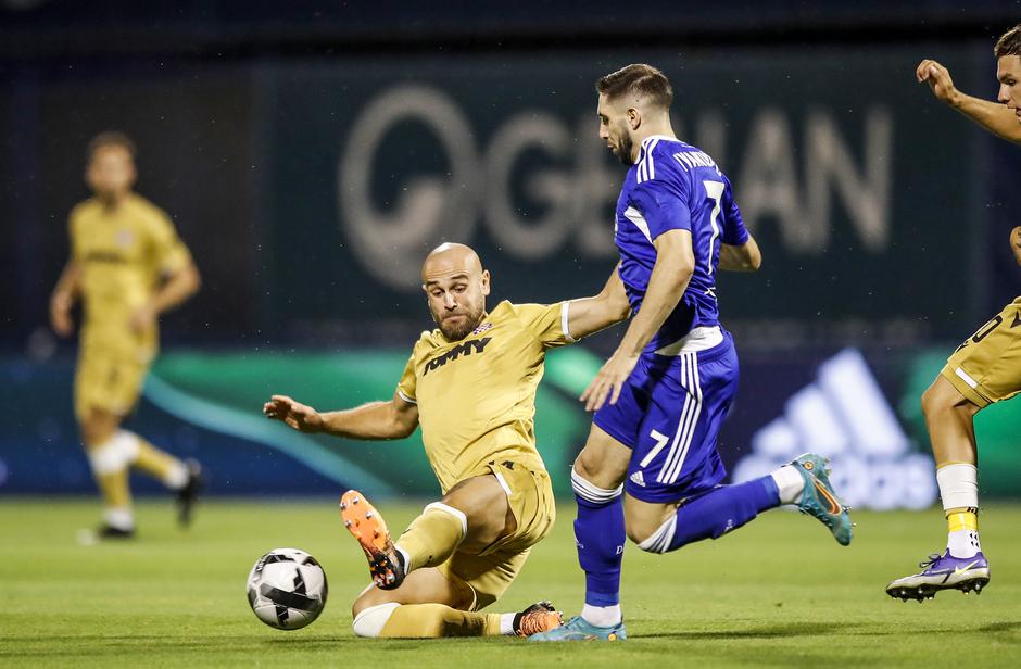 Zagreb: Derbi Dinama i Hajduka na stadionu u Maksimiru