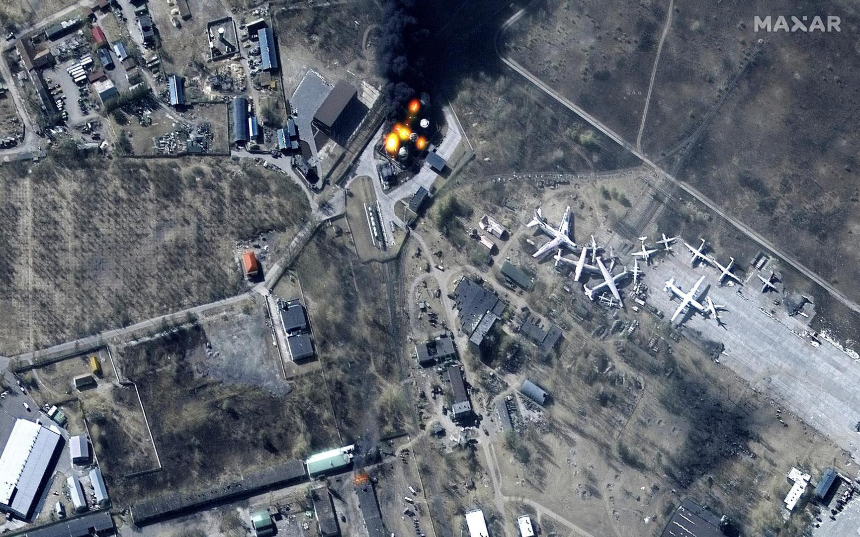 A satellite image shows fires and damage at Antonov Airport, in Hostomel, Ukraine March 11, 2022. Satellite image ©2022 Maxar Technologies/Handout via REUTERS ATTENTION EDITORS - THIS IMAGE HAS BEEN SUPPLIED BY A THIRD PARTY. MANDATORY CREDIT. NO RESALES. NO ARCHIVES. DO NOT OBSCURE LOGO. Photo: MAXAR TECHNOLOGIES/REUTERS