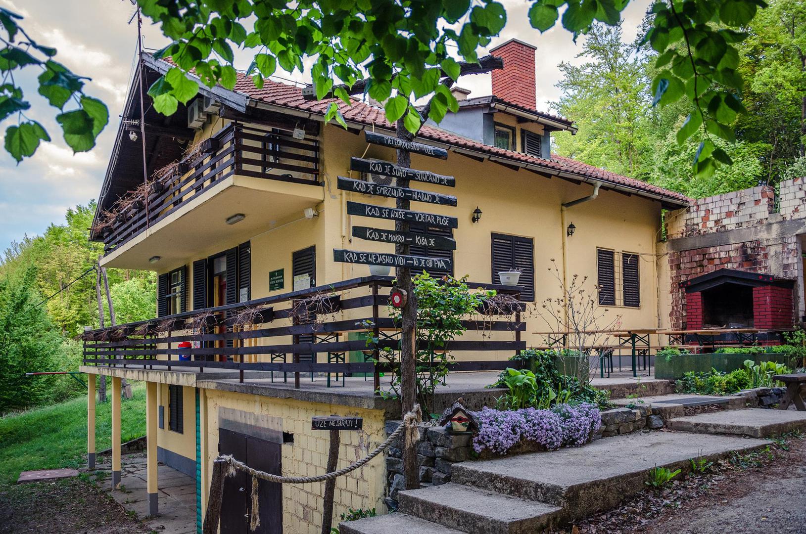 Planinarski dom “Ivica Sudnik”