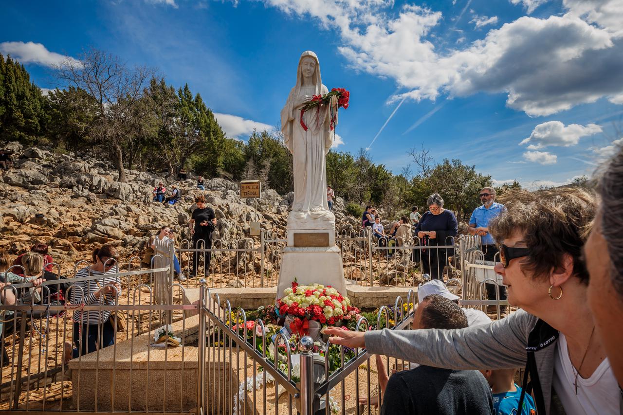 Međugorje je jedno od najpoznatijih rimokatoličkih hodočasničkih mjesta u svijetu