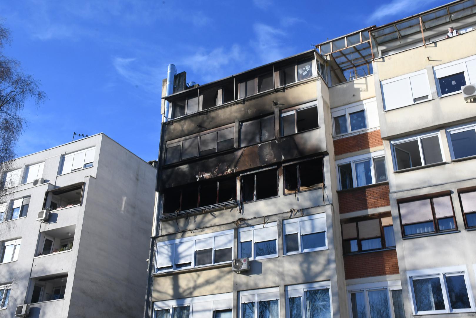 Ovako izgleda zgrada u Sisku kojoj je sinoć buknuo požar. 