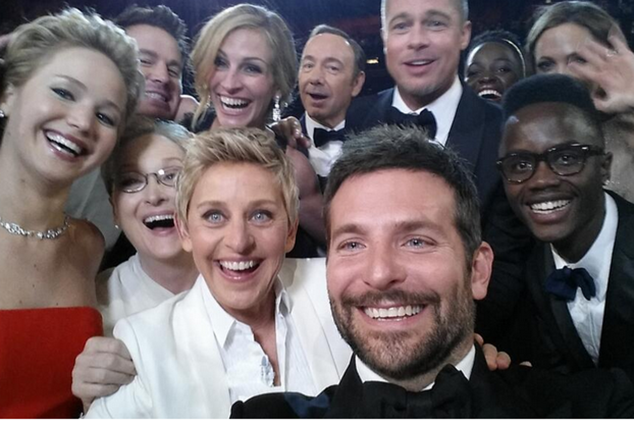 Ellen Selfie